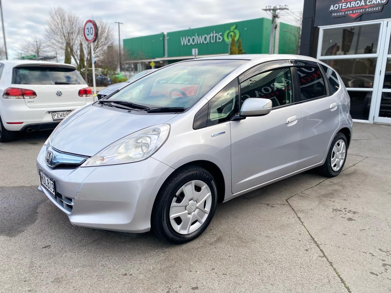 Vehicle image 3