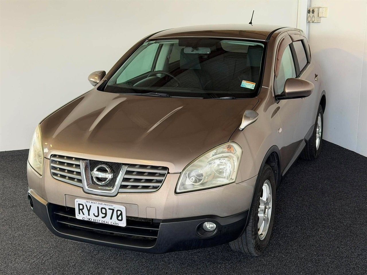 Vehicle image 3
