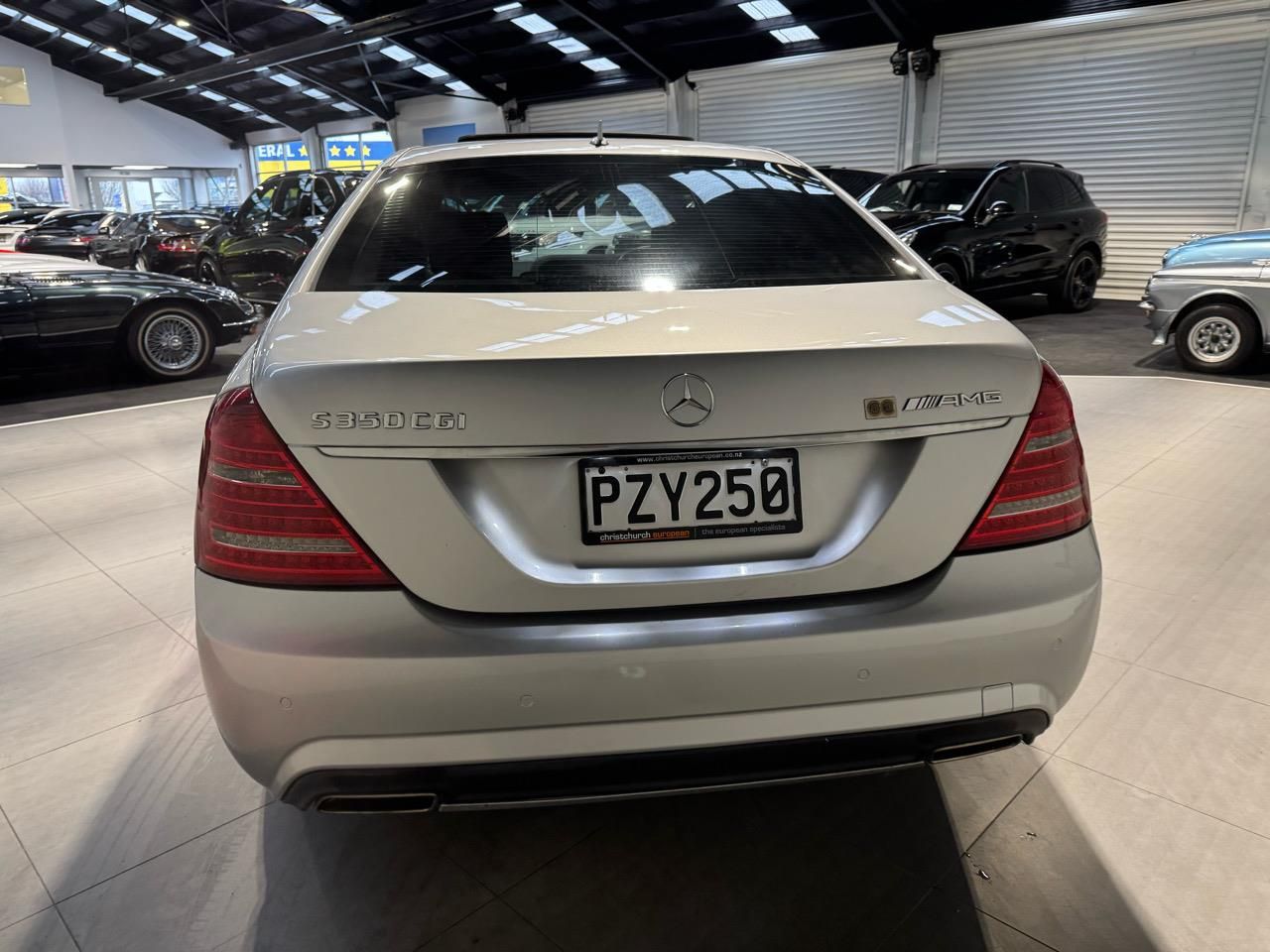 Vehicle image 4