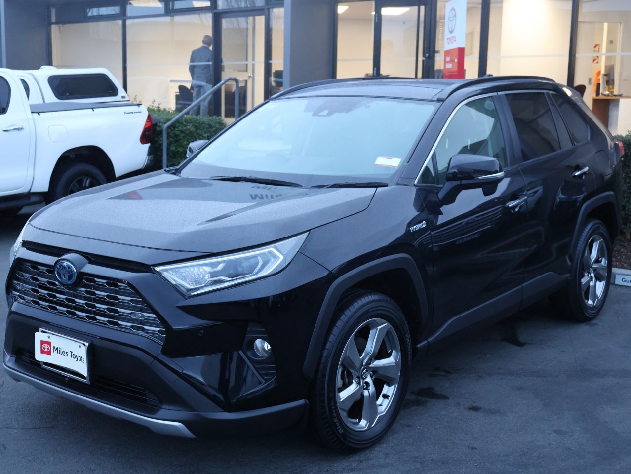 Vehicle image 3