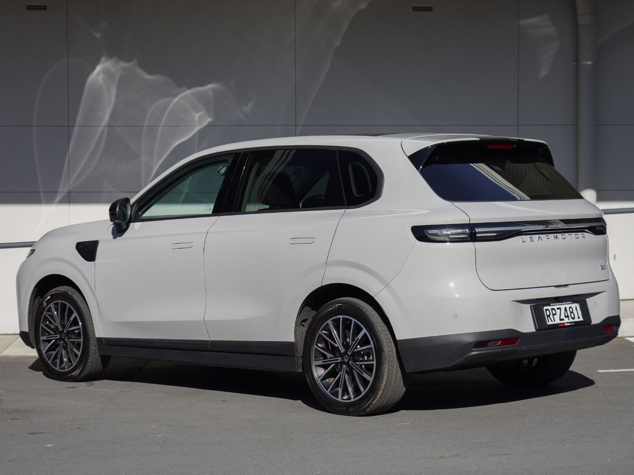 Vehicle image 2