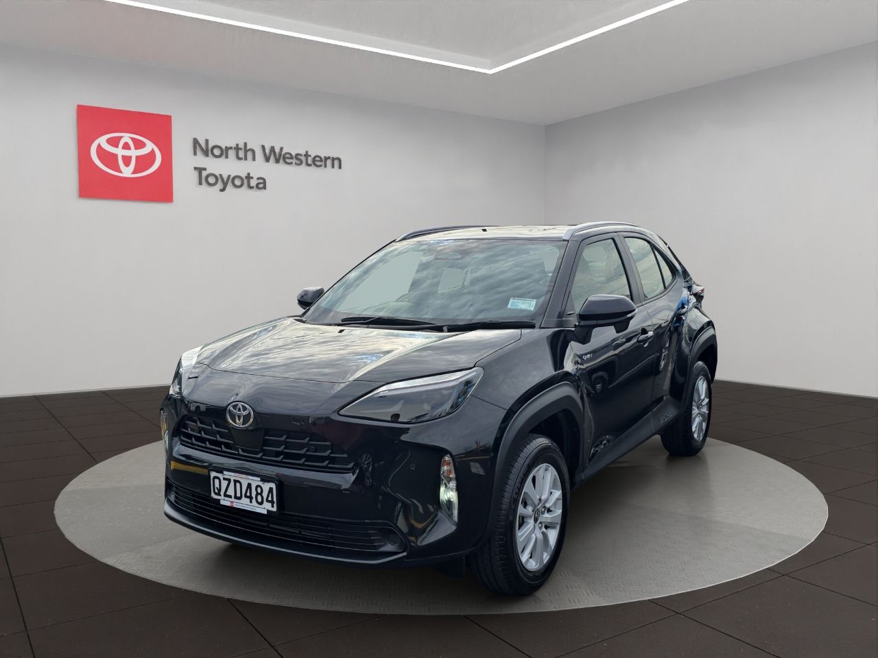 Vehicle image 3