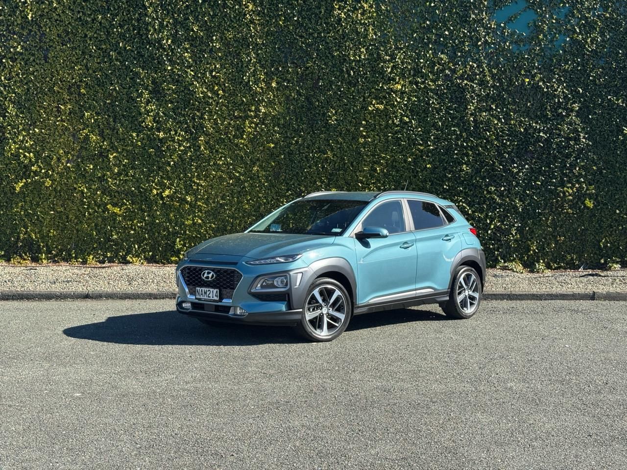 Vehicle image 3