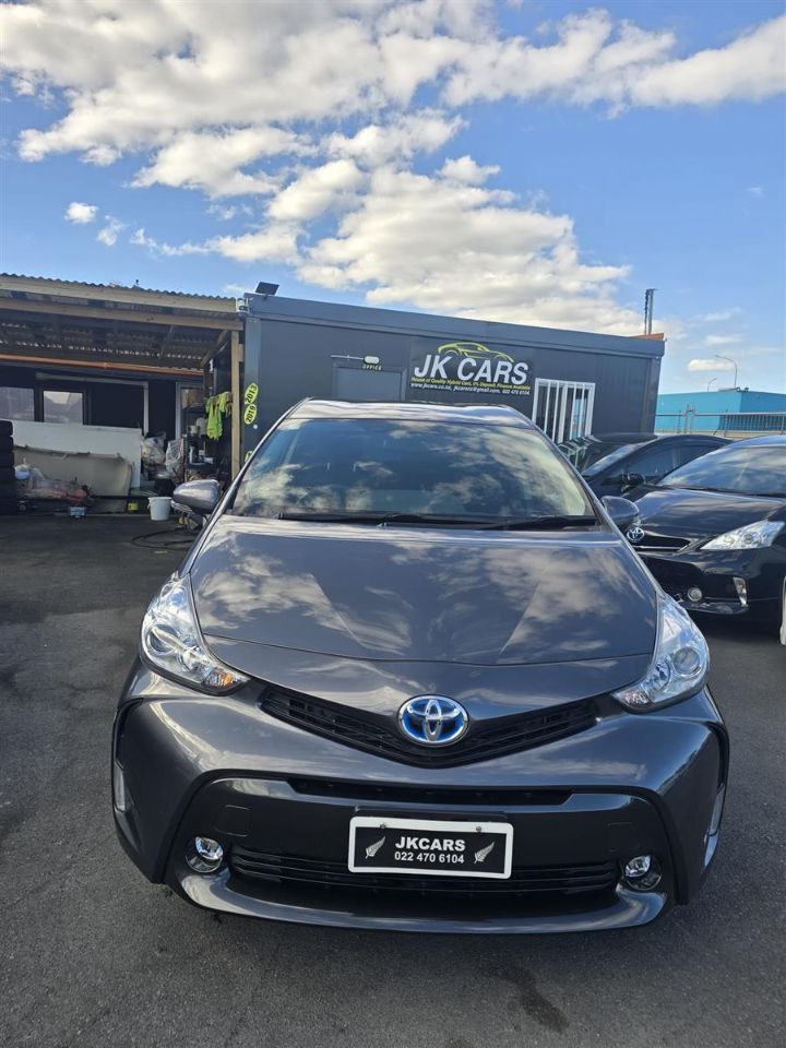 Vehicle image 3