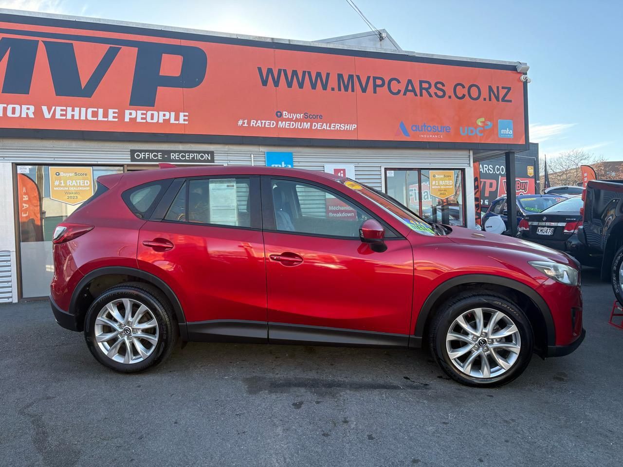 Vehicle image 3