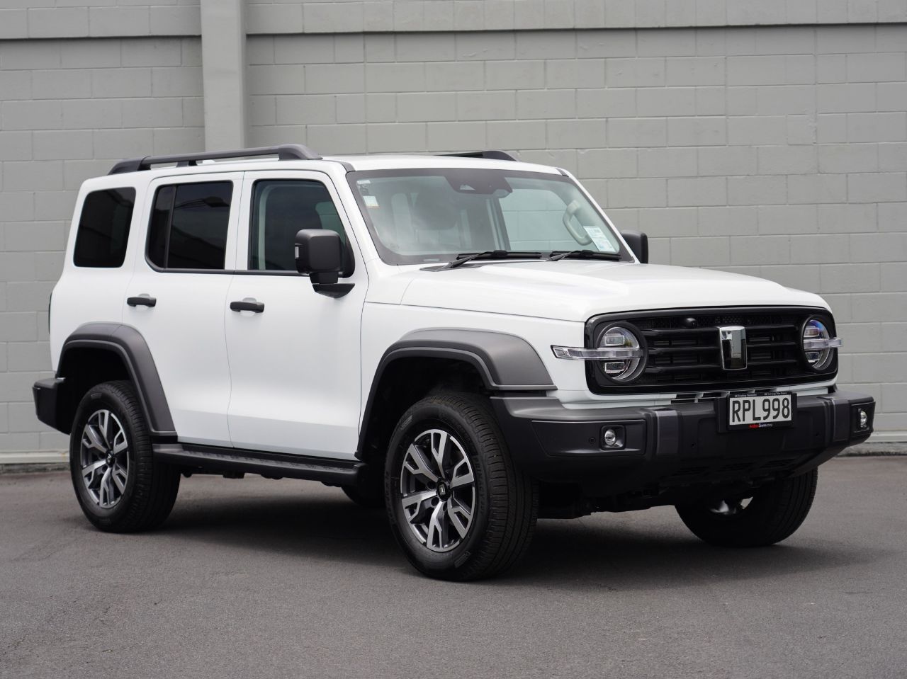Vehicle image 1