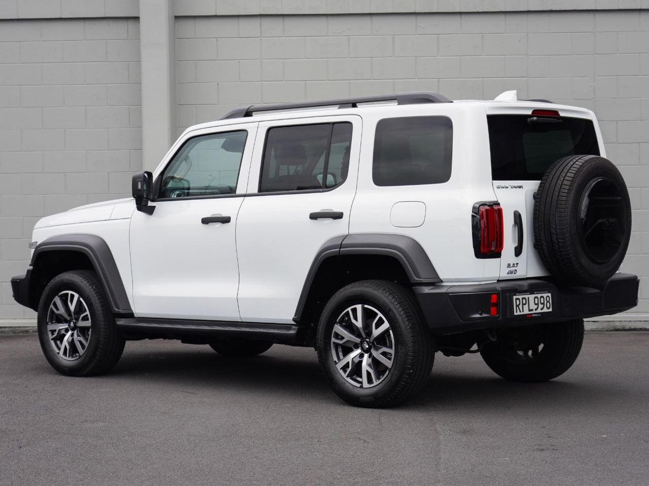 Vehicle image 2