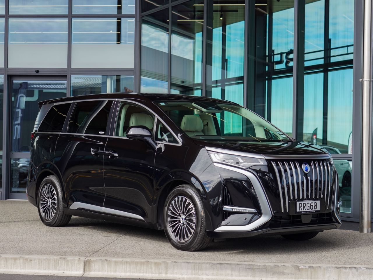 Vehicle image 1