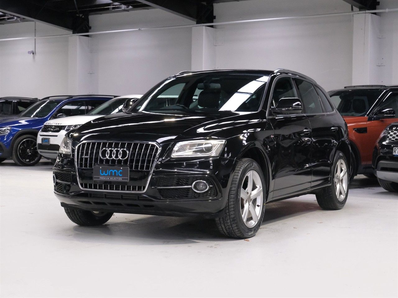 Vehicle image 4