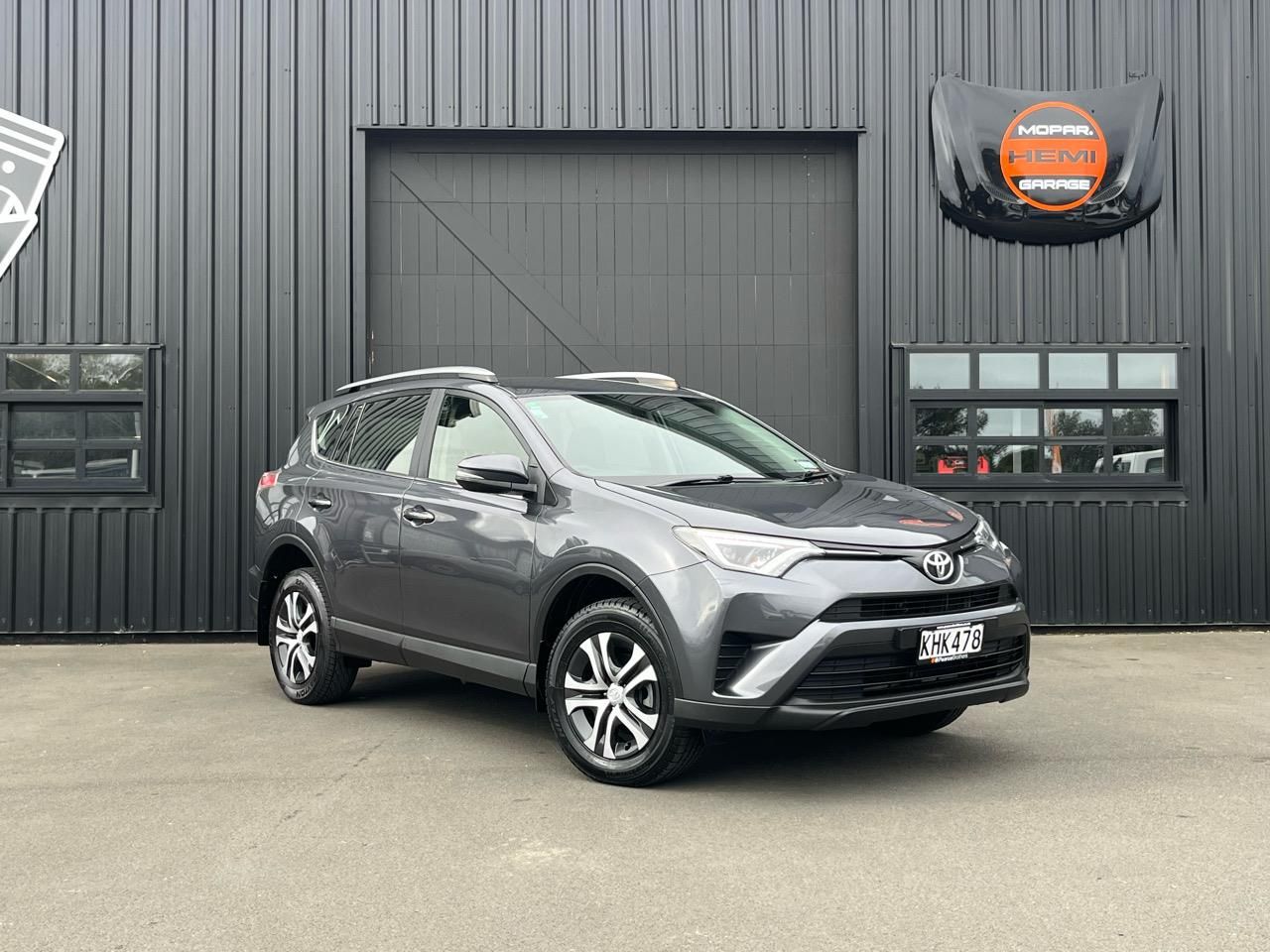 Vehicle image 1