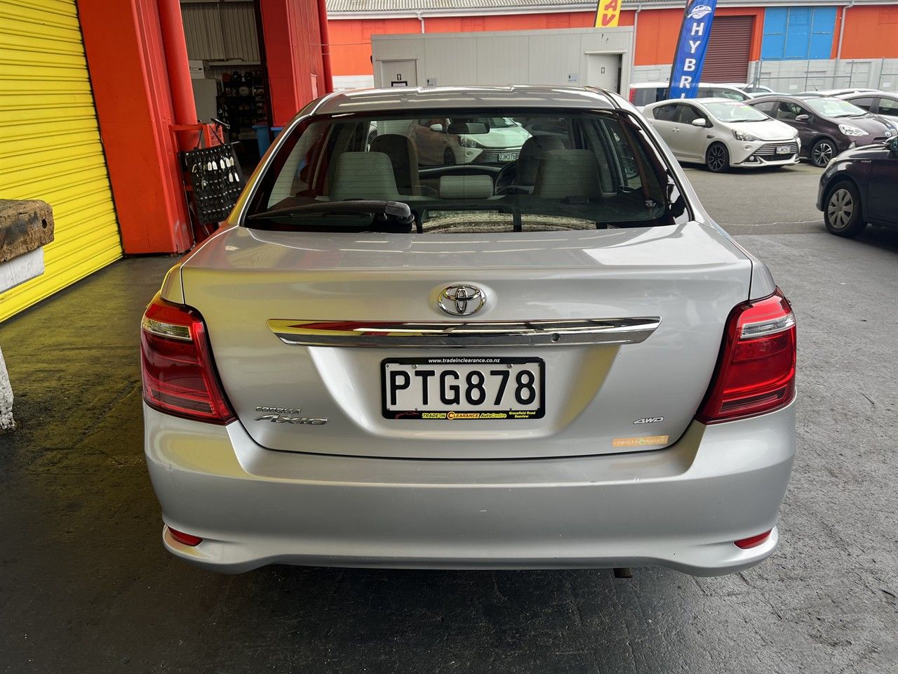 Vehicle image 5