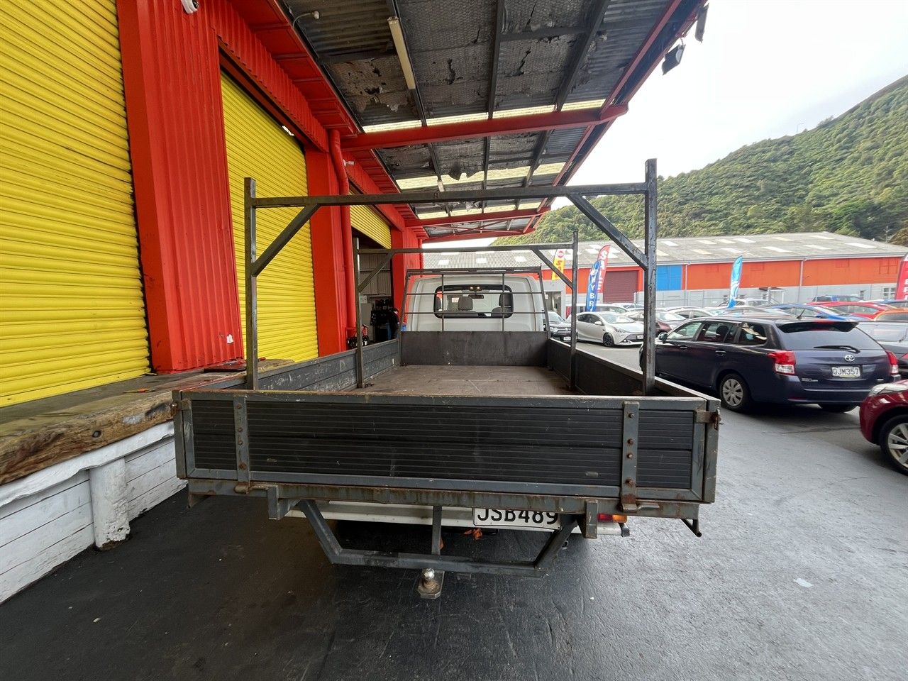 Vehicle image 5