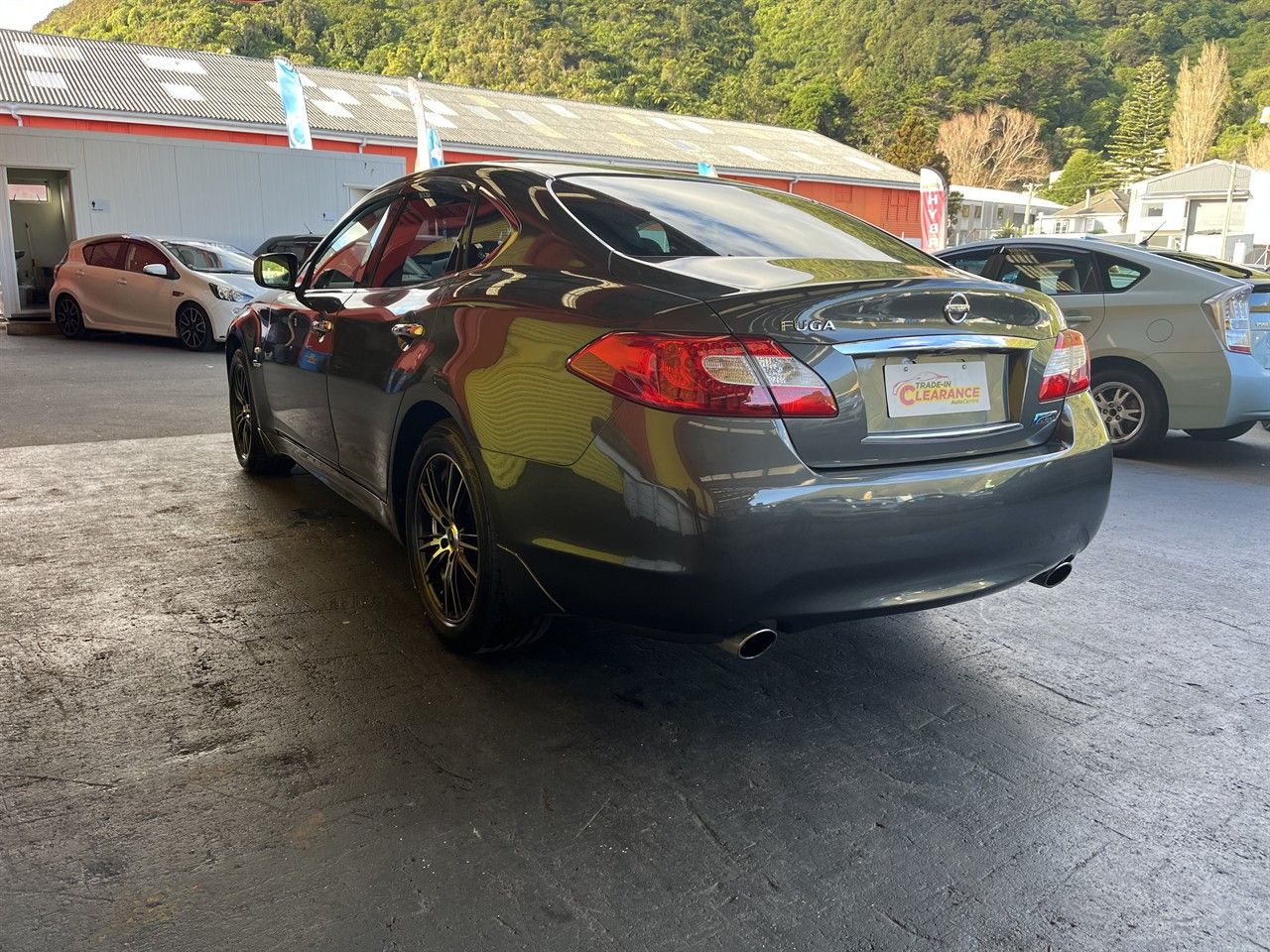 Vehicle image 4