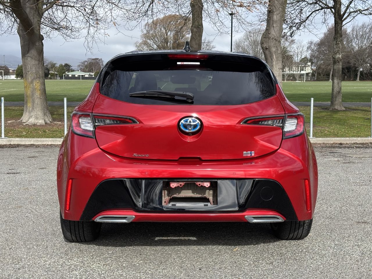 Vehicle image 4