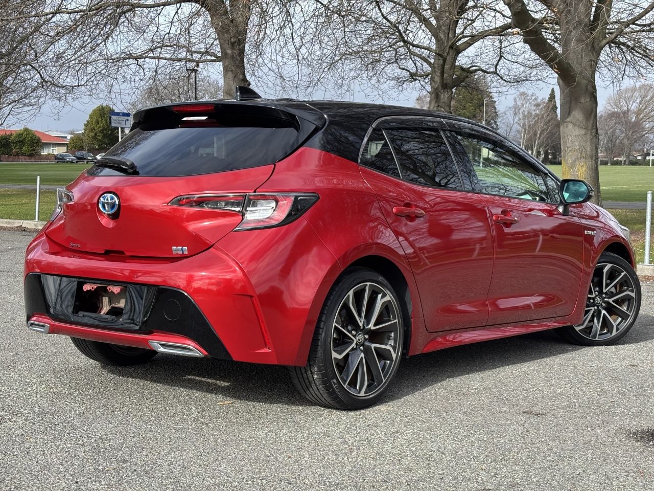 Vehicle image 5