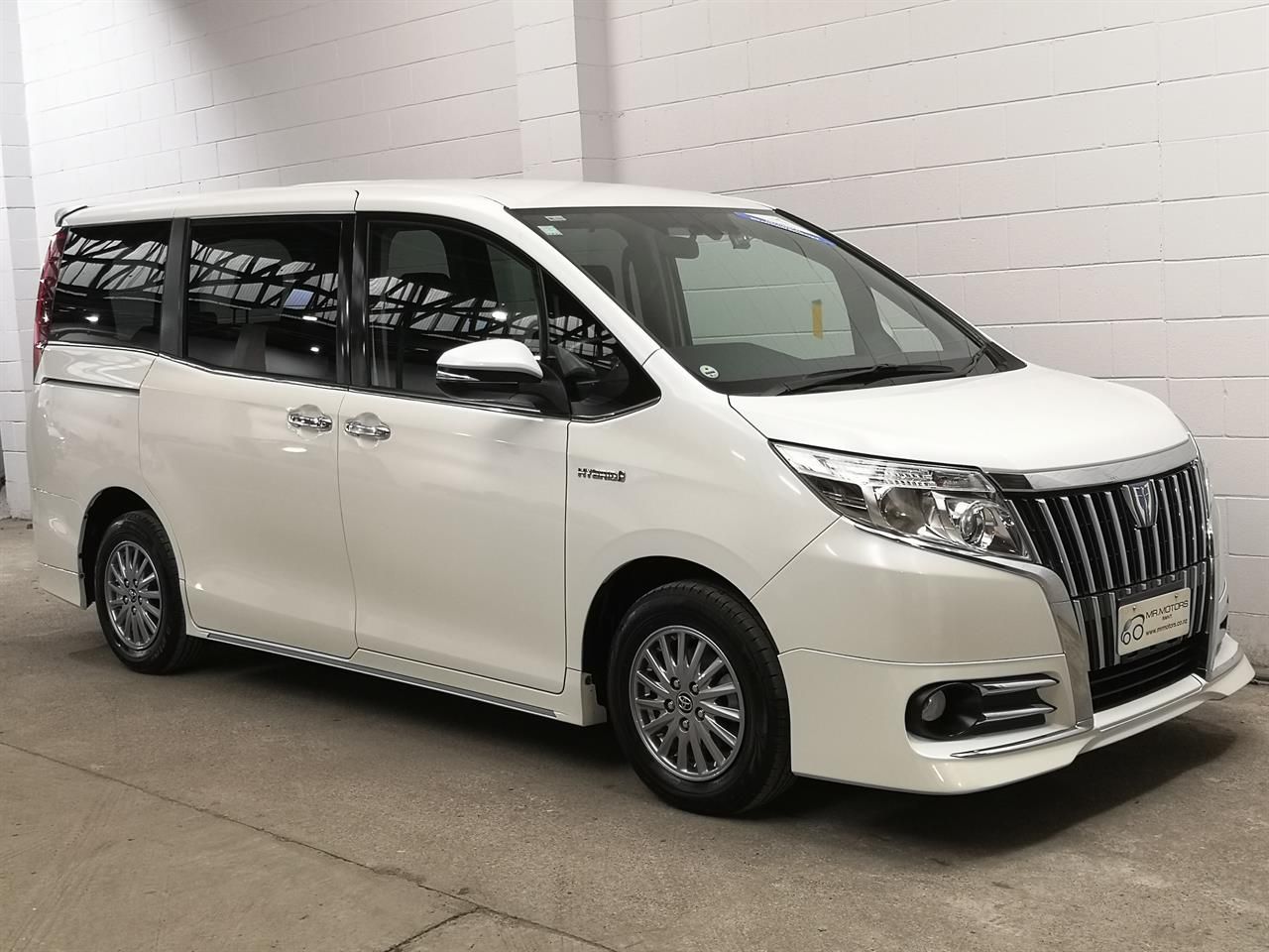 Vehicle image 1