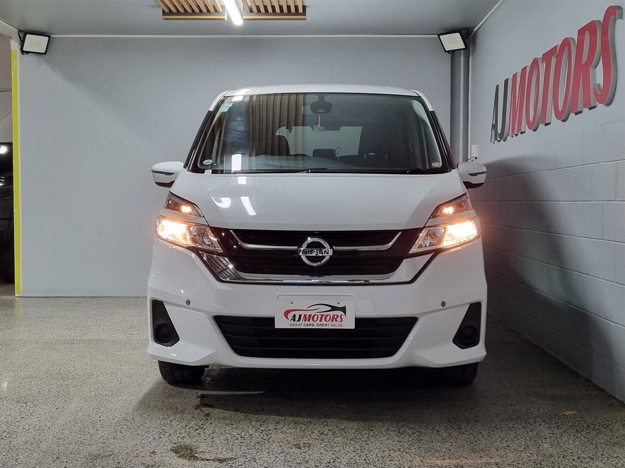 Vehicle image 2