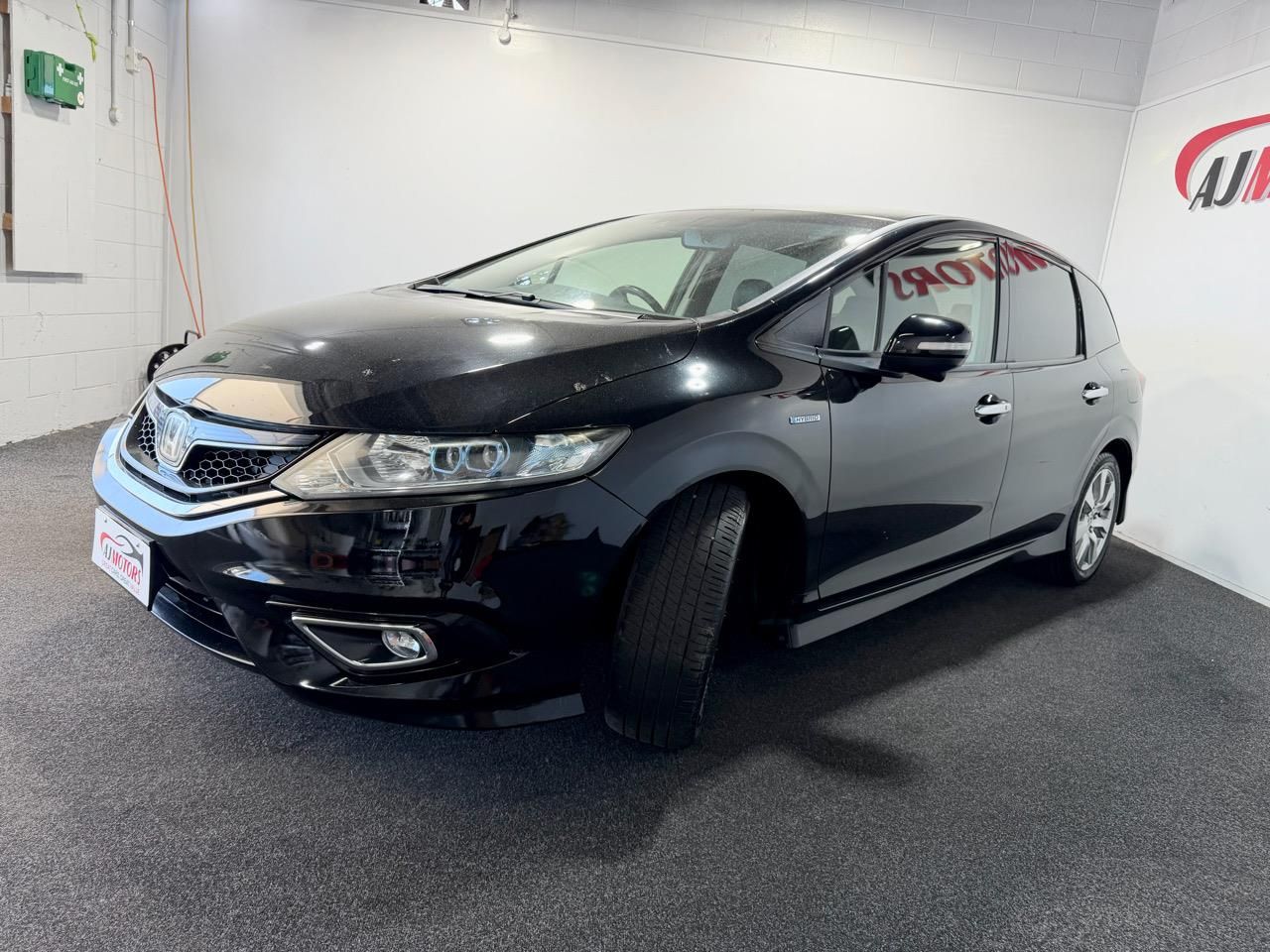 Vehicle image 3