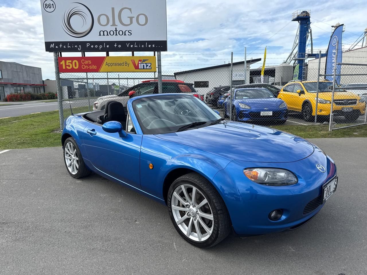 Vehicle image 2