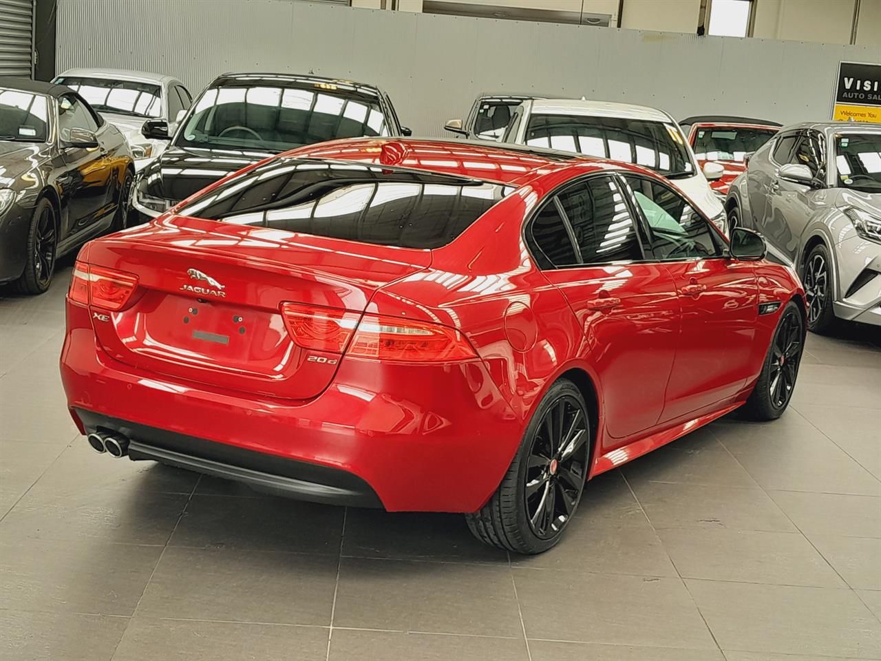 Vehicle image 4