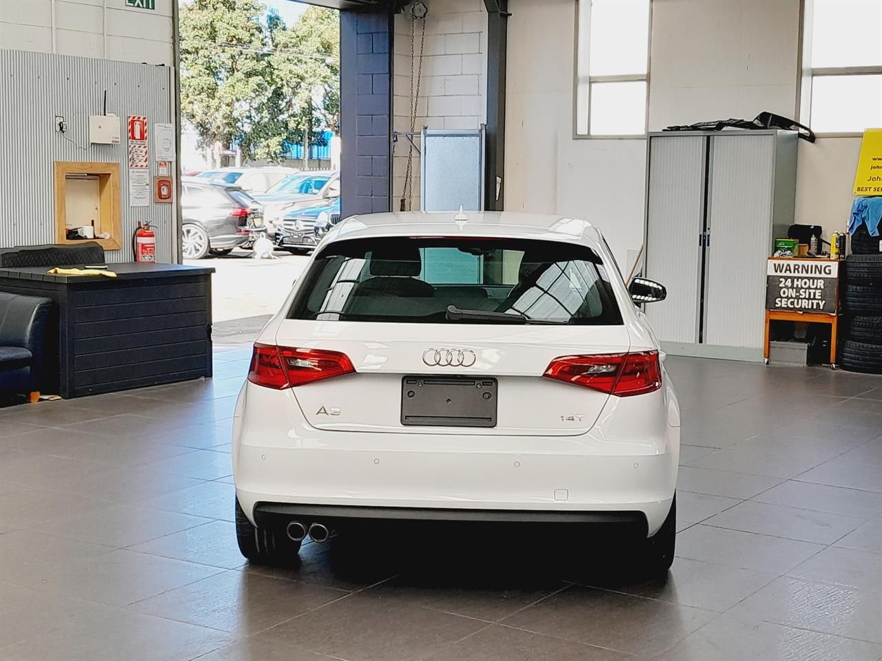 Vehicle image 5