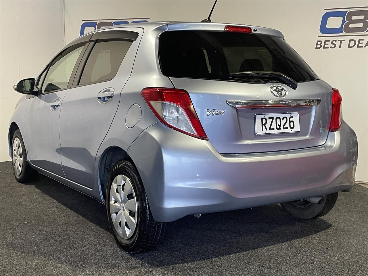 Vehicle image 4