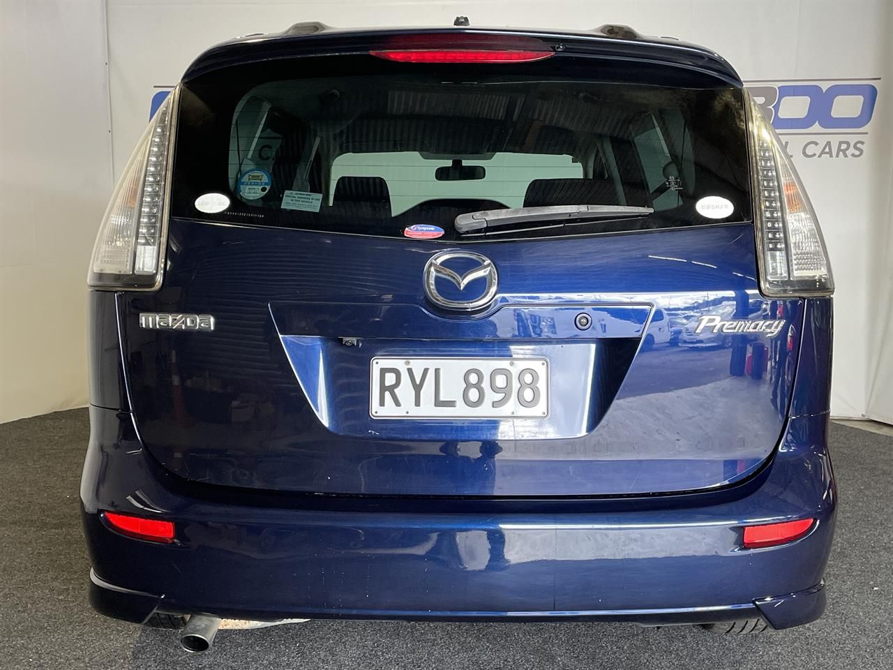 Vehicle image 5