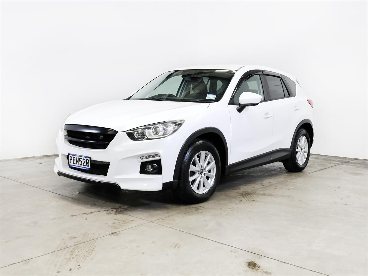 Vehicle image 4