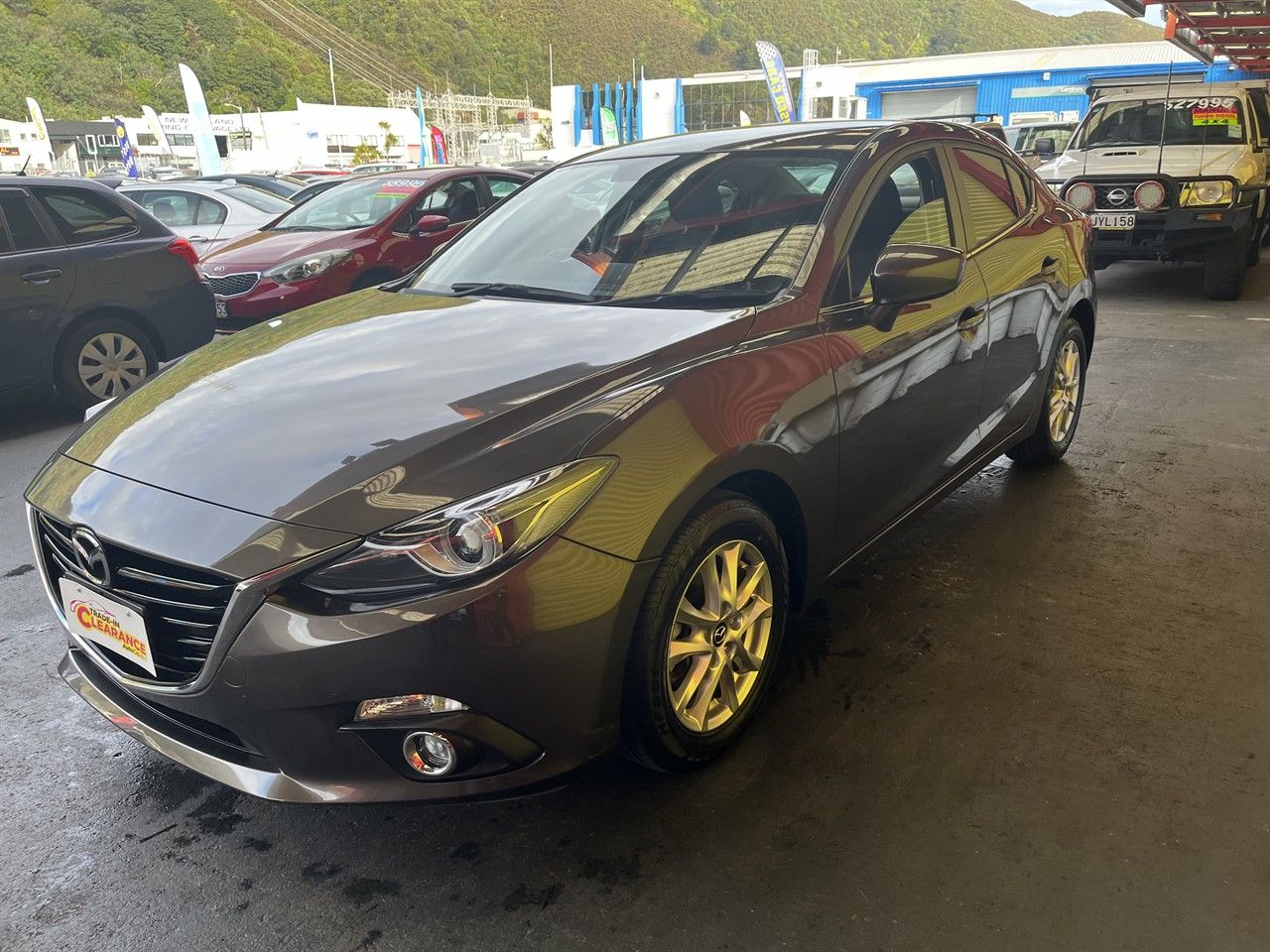 Vehicle image 3