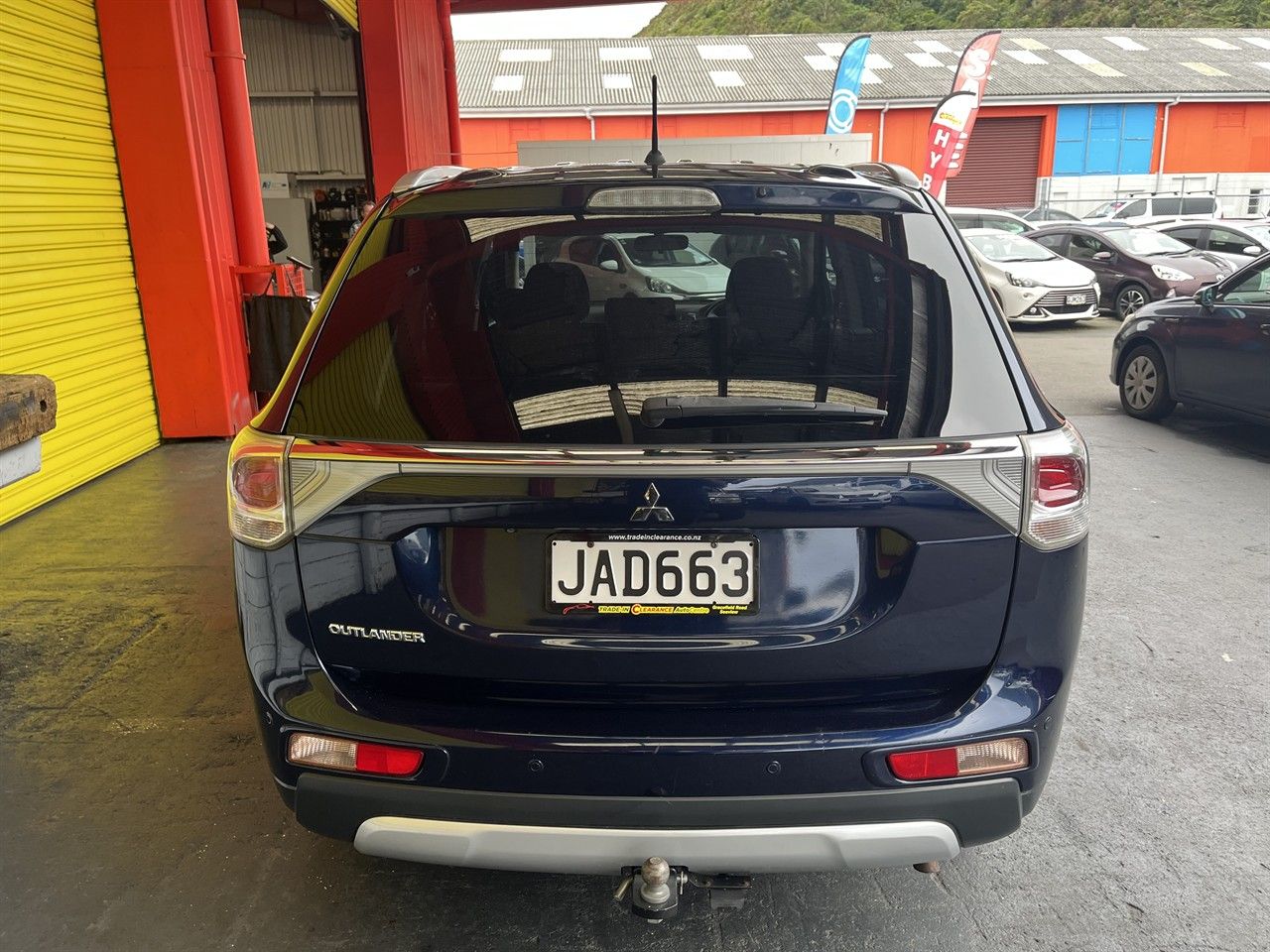 Vehicle image 5