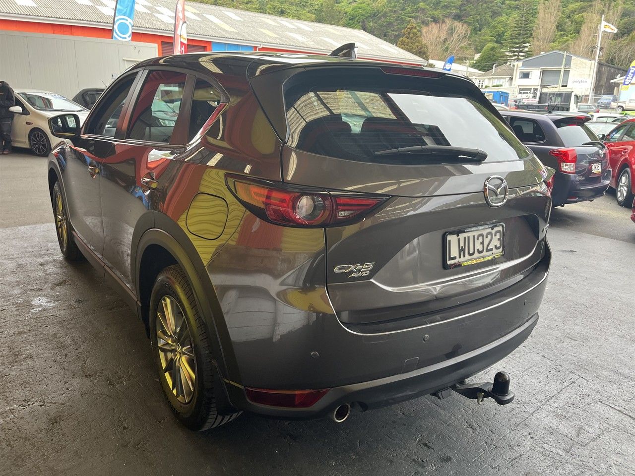 Vehicle image 4