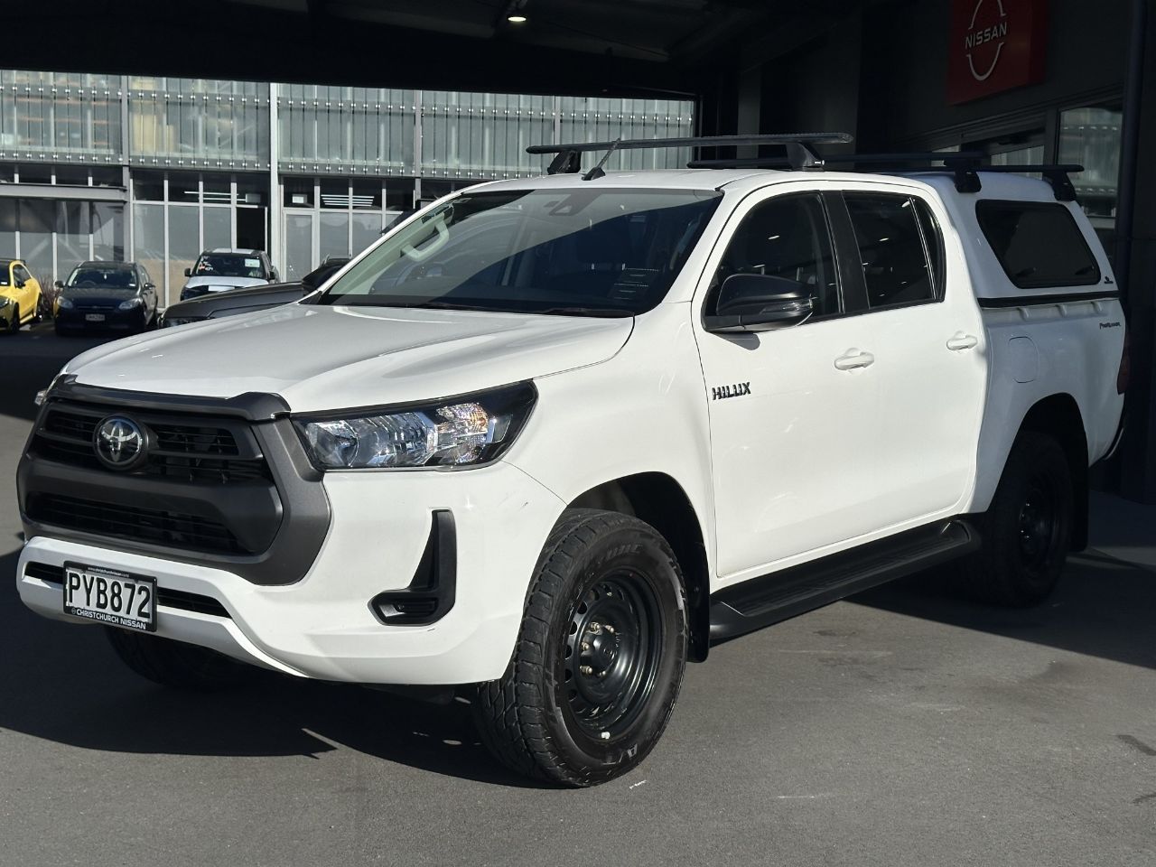 Vehicle image 3