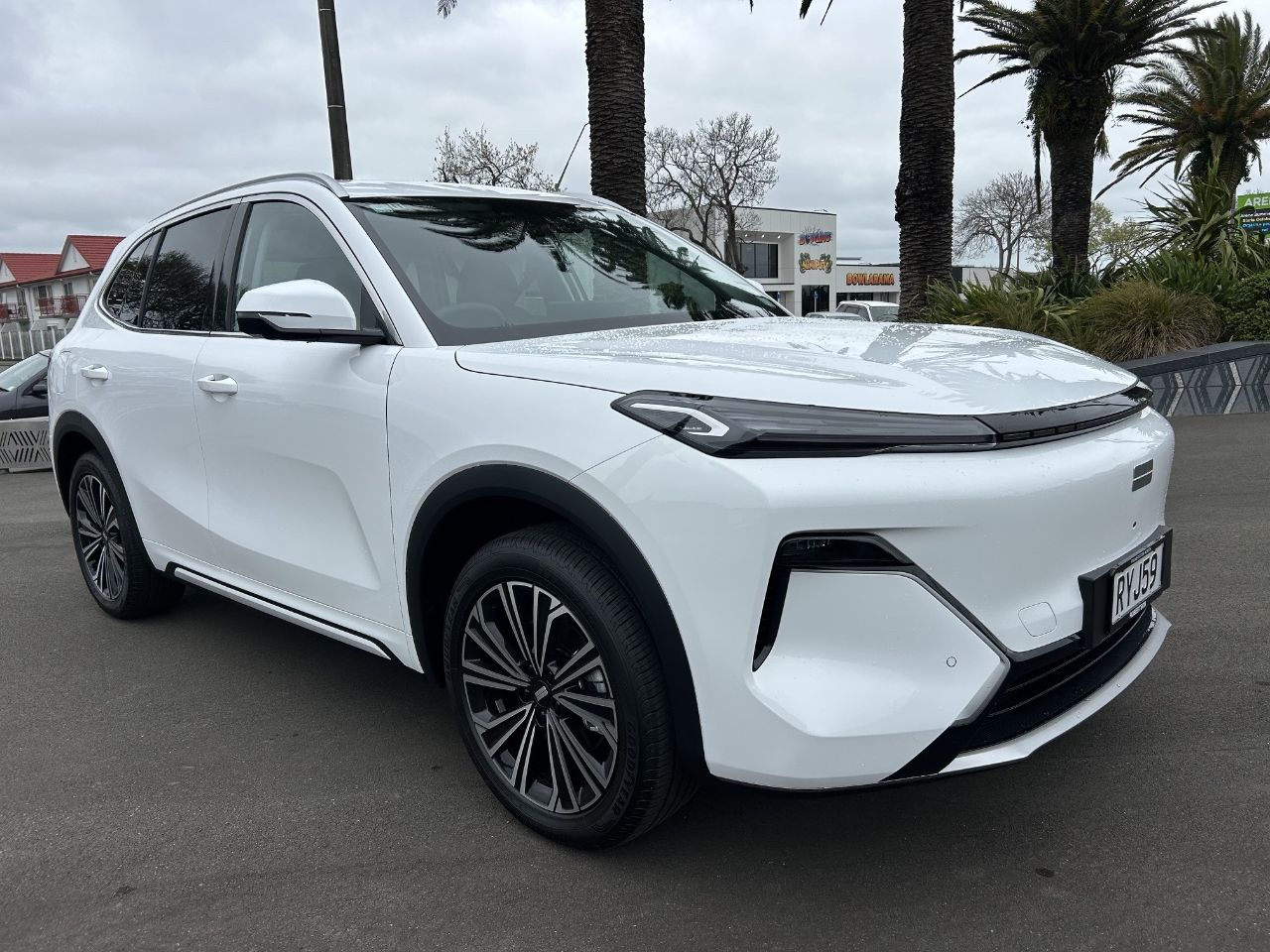 Vehicle image 1