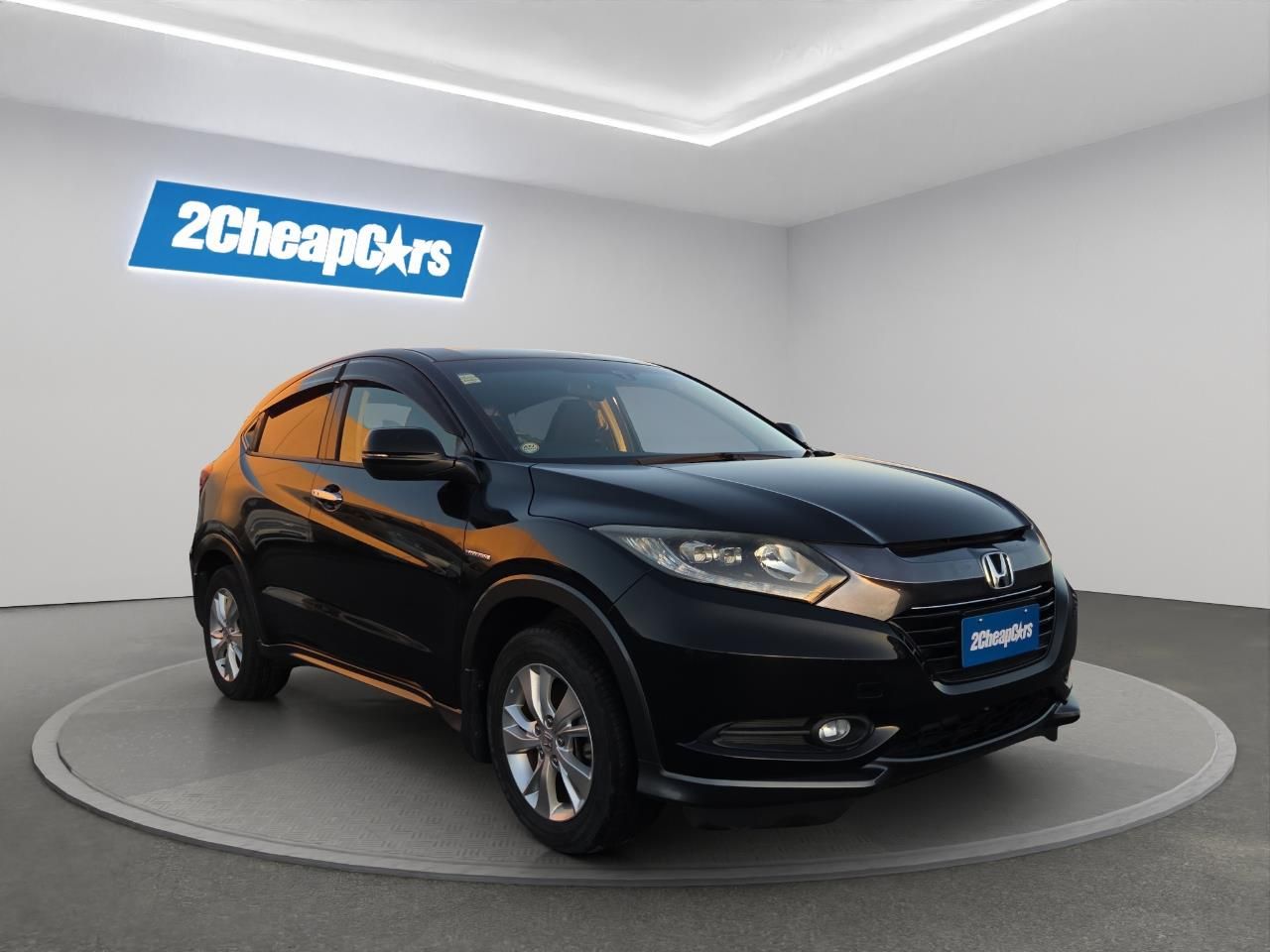 Vehicle image 3