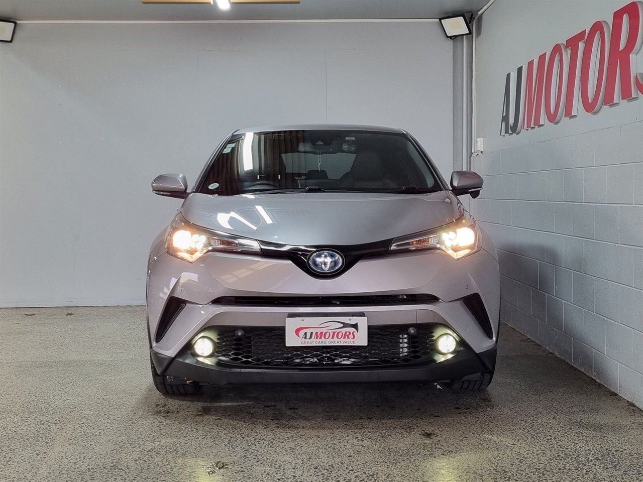 Vehicle image 2