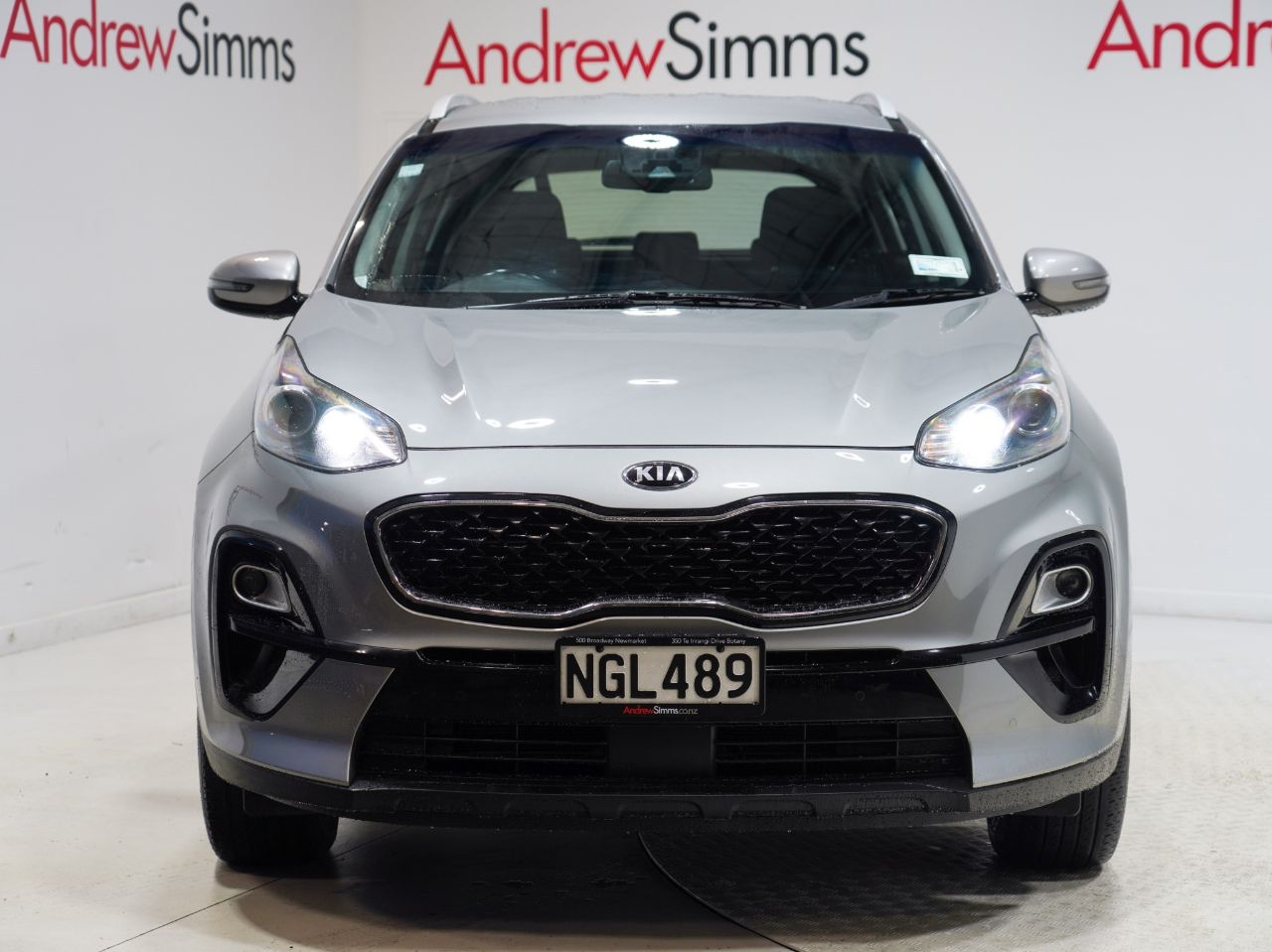 Vehicle image 4