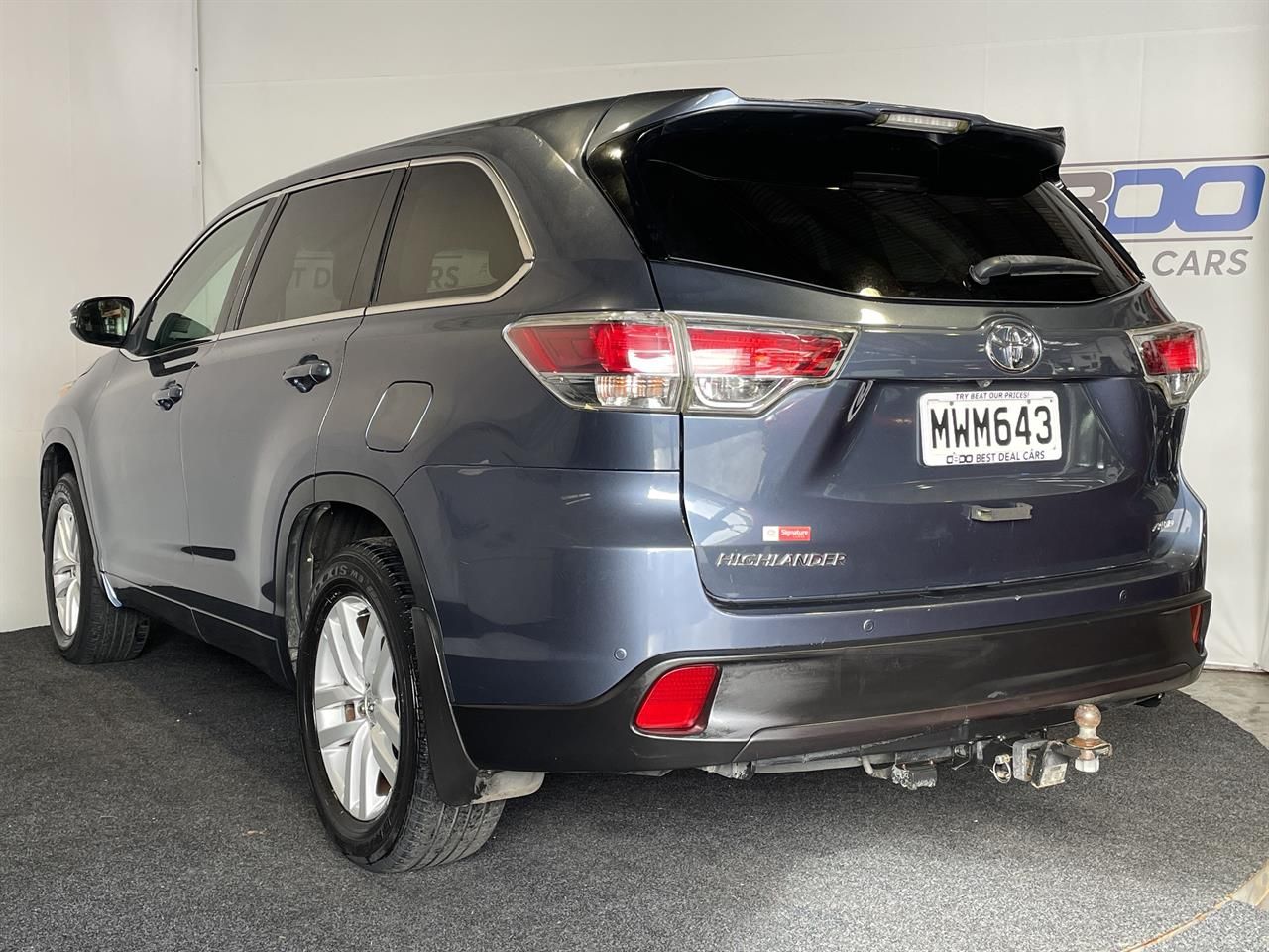 Vehicle image 4