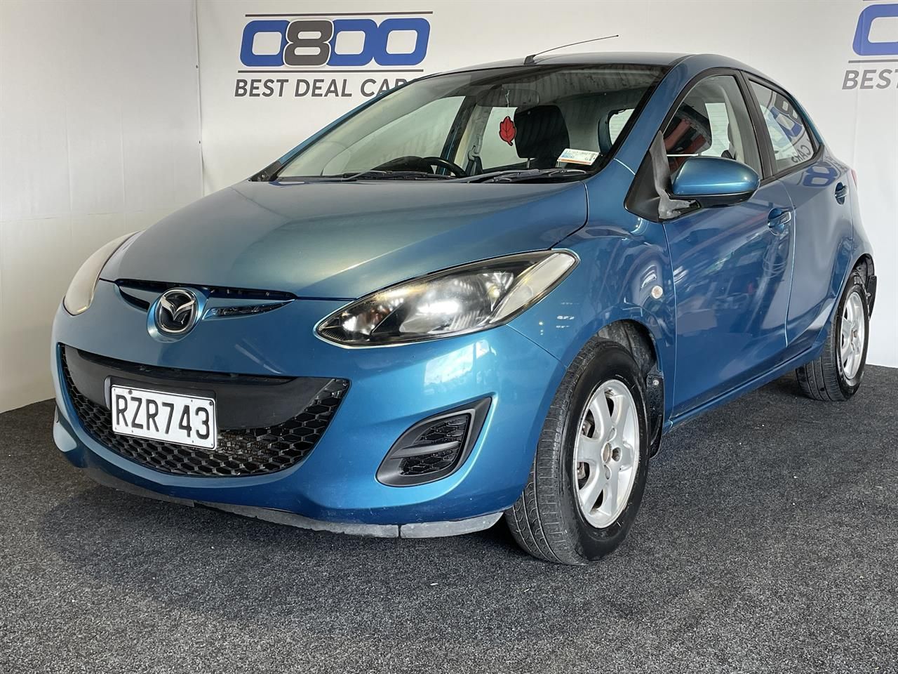 Vehicle image 3