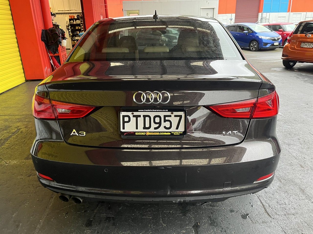 Vehicle image 5