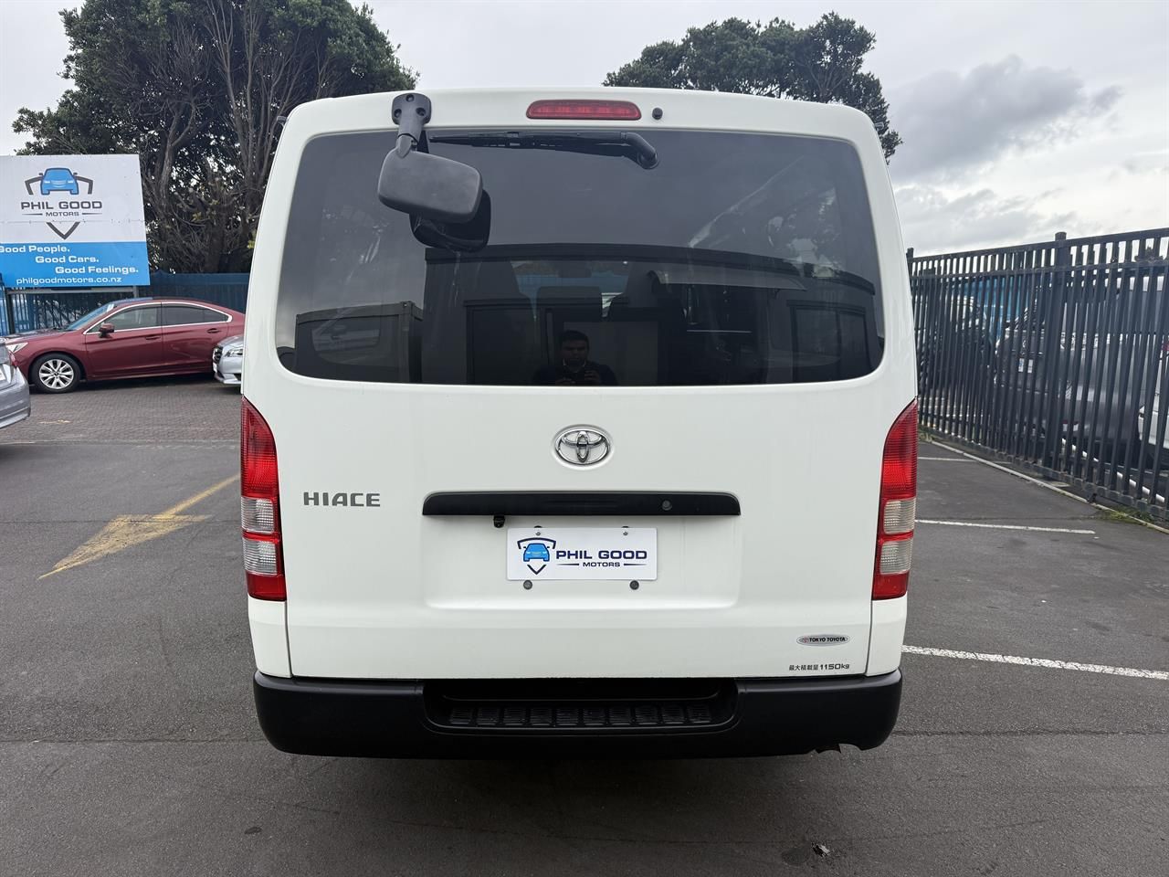 Vehicle image 5