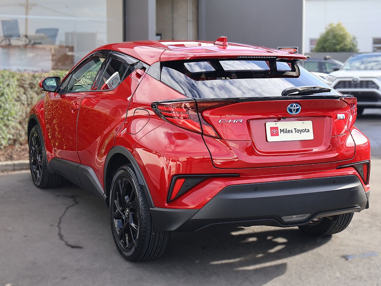Vehicle image 4