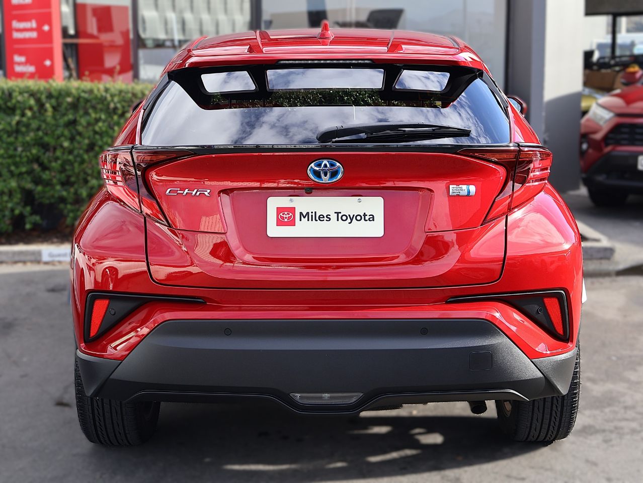 Vehicle image 5