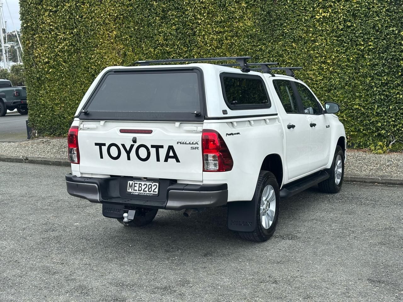 Vehicle image 3