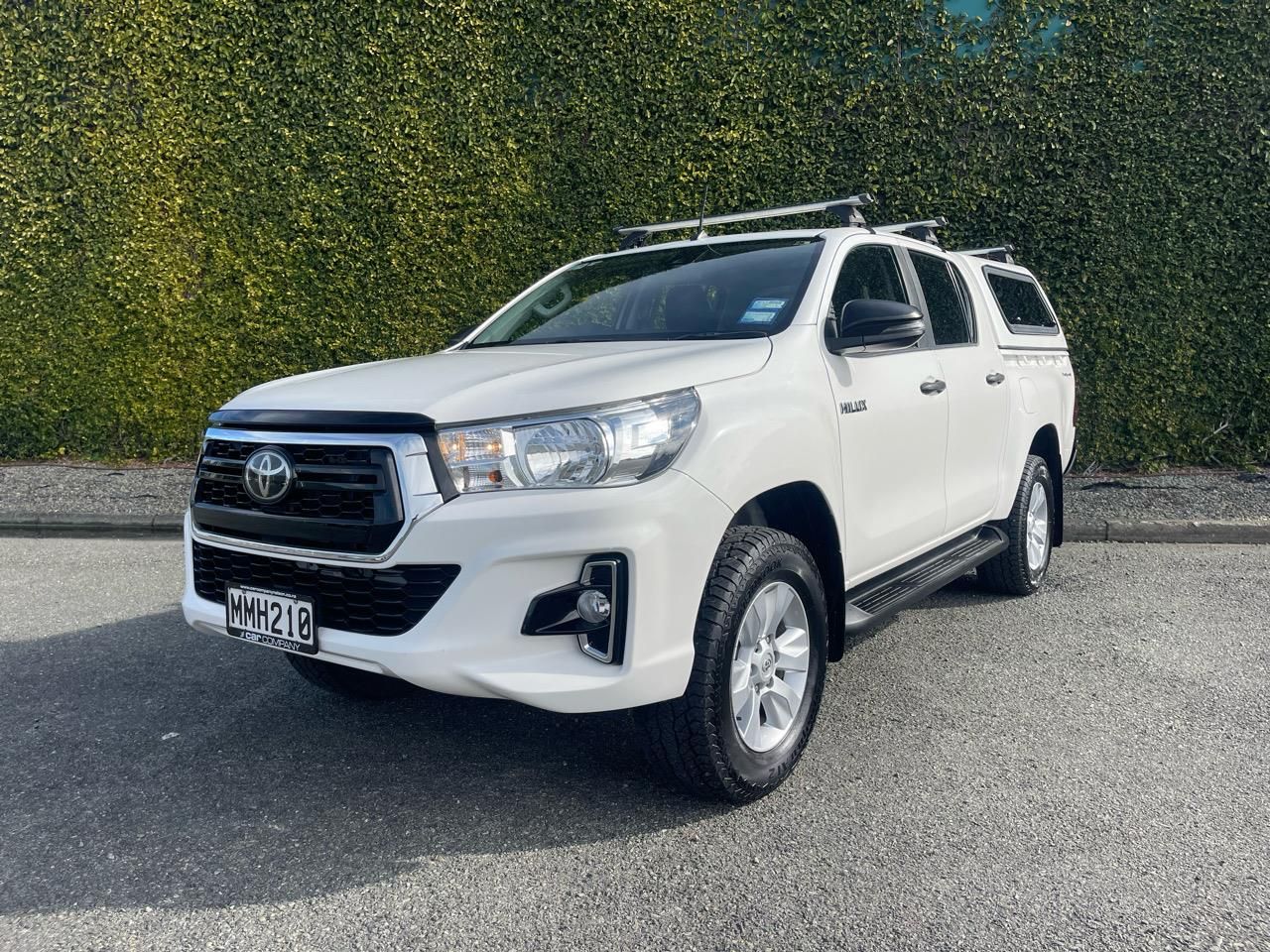 Vehicle image 5