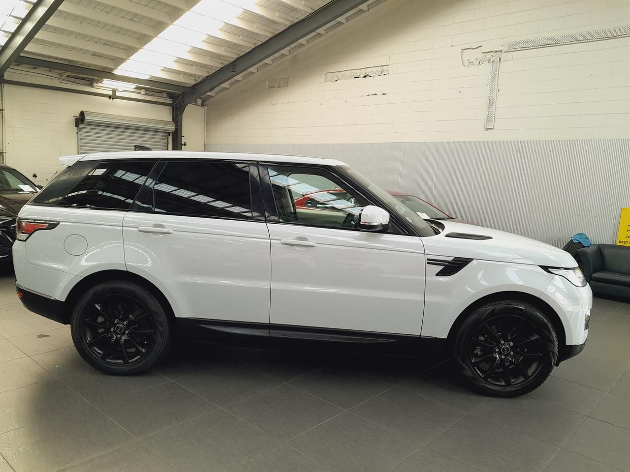 Vehicle image 3
