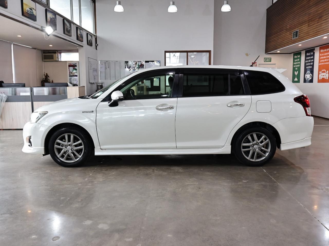 Vehicle image 5