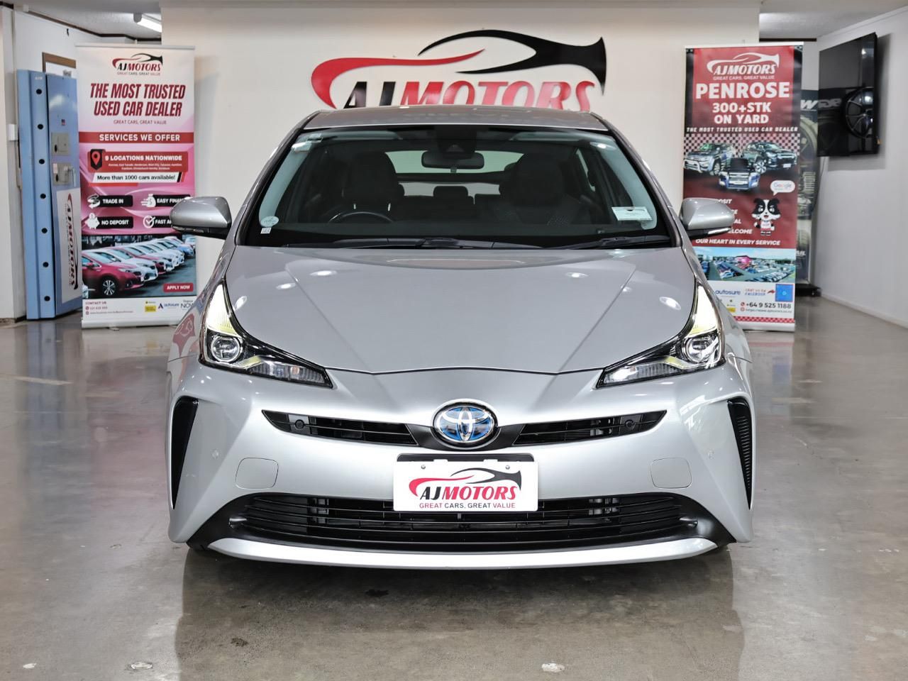 Vehicle image 2