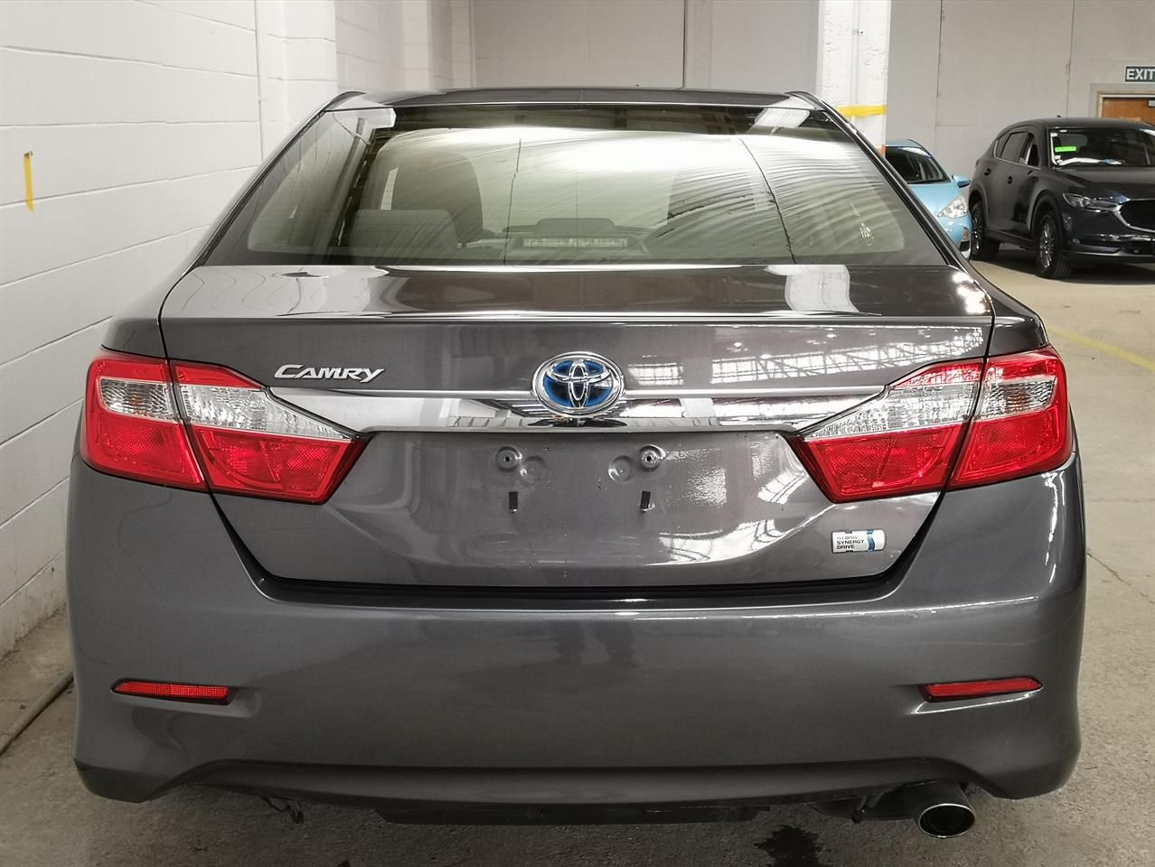 Vehicle image 5