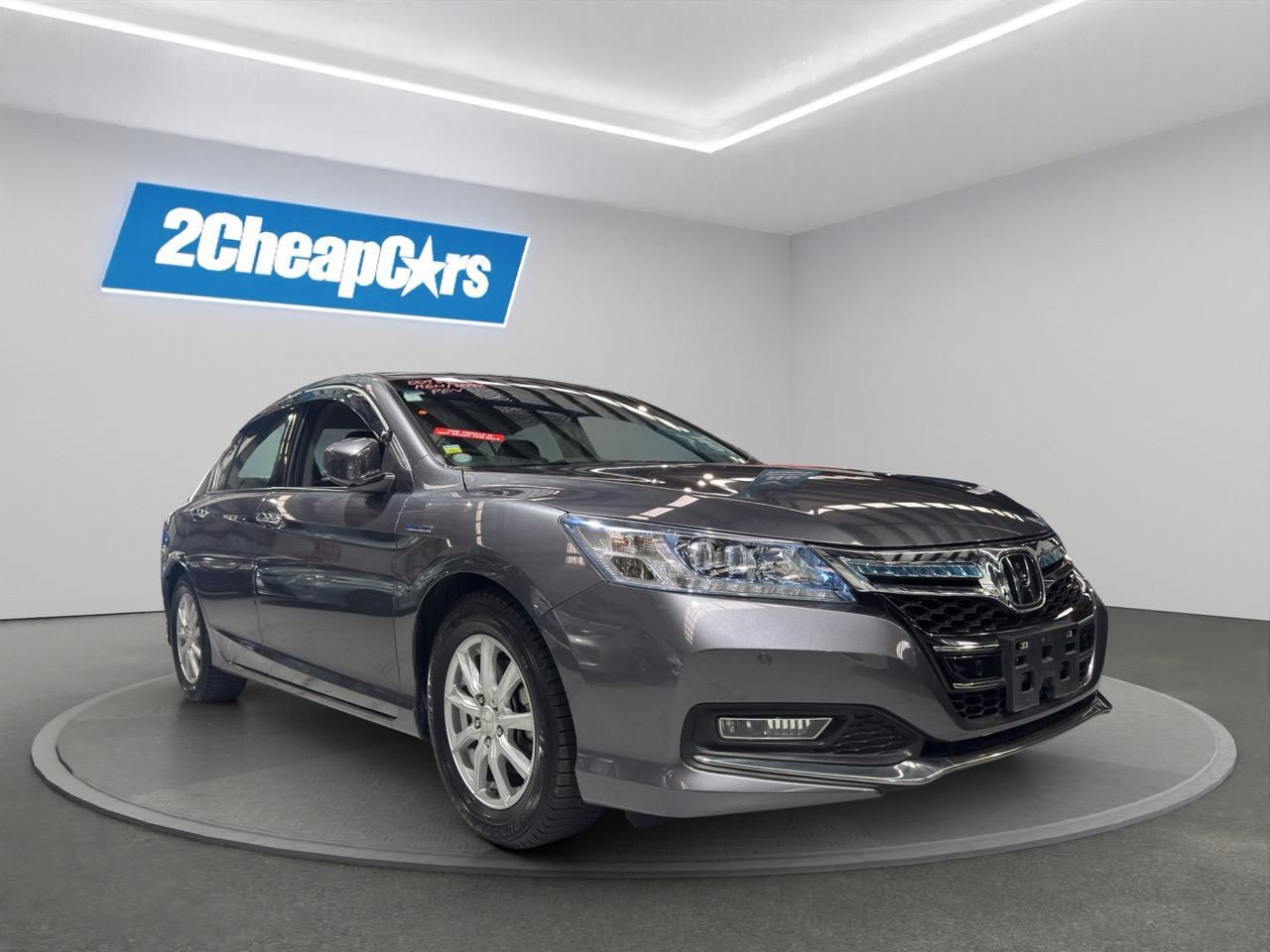 Vehicle image 3