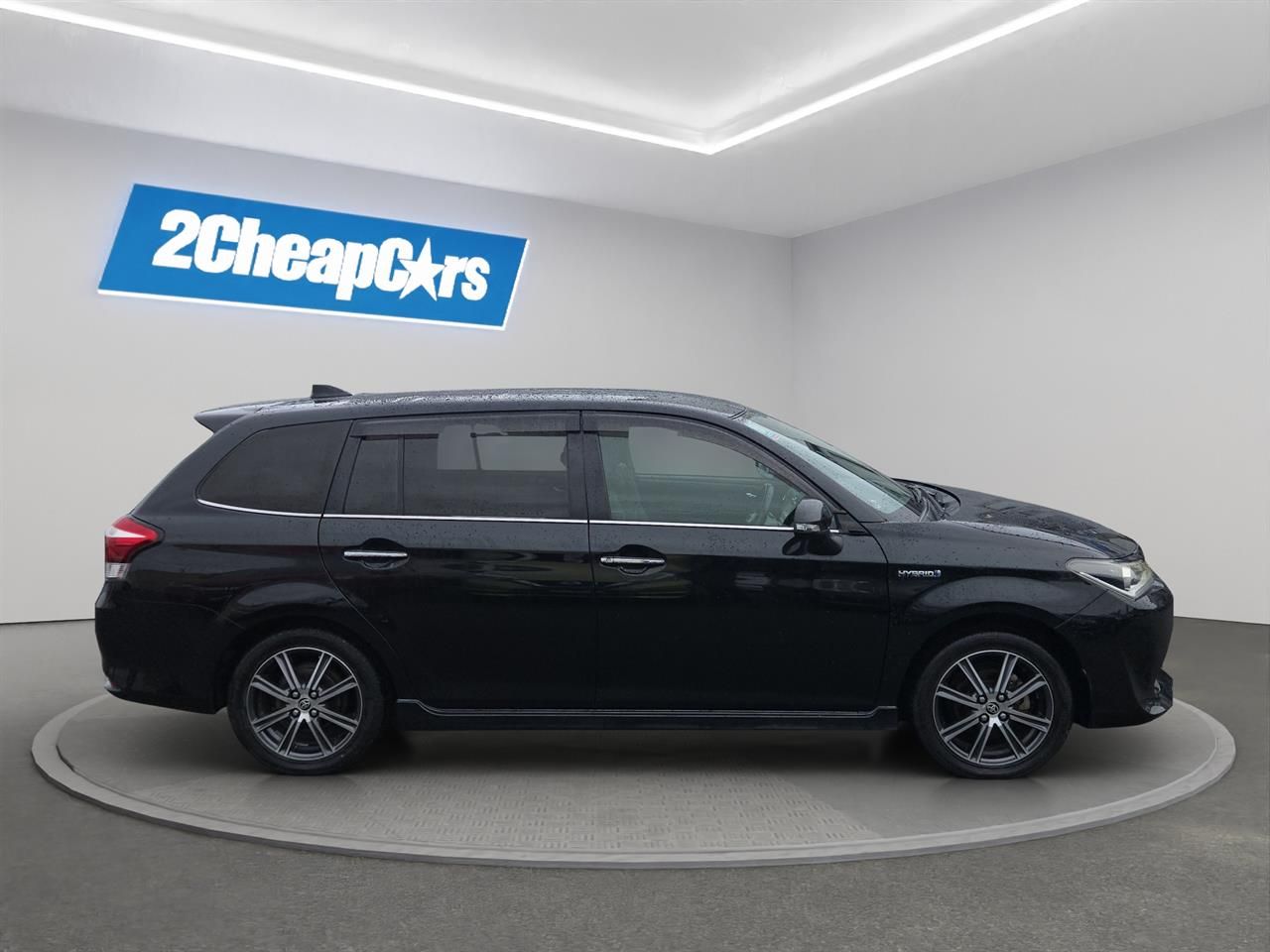 Vehicle image 4